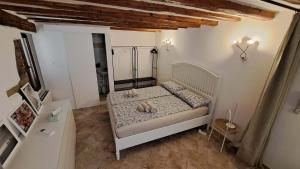 Four Seasons Apartment Izola Center - 100 m from Main Square - NEW 2026