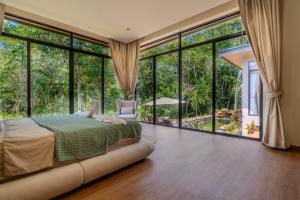 ArtiZen Villa near Hin Kong Beach