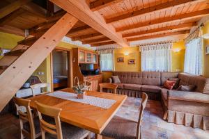 Holiday Home Marta with 4 Bedrooms