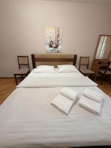 ApartPoltava Затишна 3-кімнатна квартира в центрі міста, КАШТАНОВА АЛЕЯ, звітна документація, ЧЕК