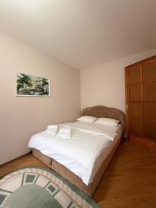 ApartPoltava Затишна 3-кімнатна квартира в центрі міста, КАШТАНОВА АЛЕЯ, звітна документація, ЧЕК