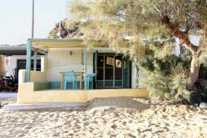 Giourgas Provatas Boat House Milos Island