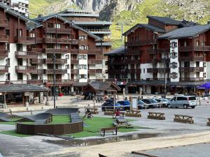 Apartment mit Balkon- im Skigebiet von Killy by Interhome