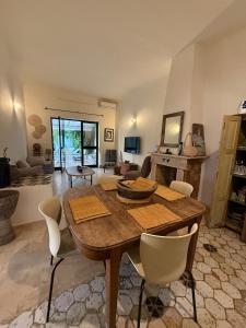 Oasis with Pool & Garden in the heart of La Marsa