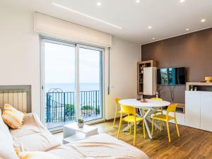 Apartment House Broom by Interhome