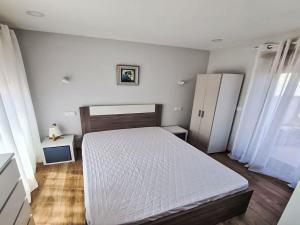 Apartment Hibiscus House by Interhome