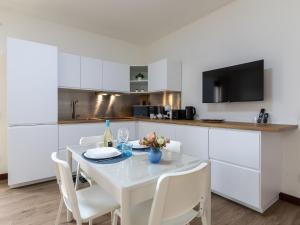 Apartment Monica by Interhome