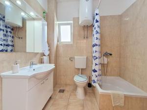 Apartment Vukelja-1 by Interhome