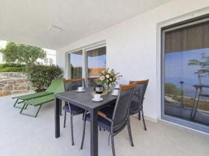 Apartment Cvita by Interhome