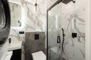 Hanza Tower Studio 309 by BookingHost