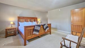 Fantastic Home Minutes from Downtown & Beaches by StayIn