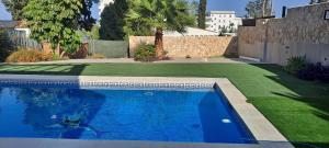 Villa Paraiso pool and garden