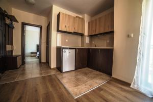 South Star Apartments