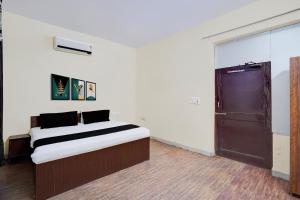 Hotel O S Empire