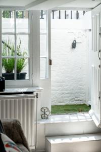 Welcome to your Stylish home in central London