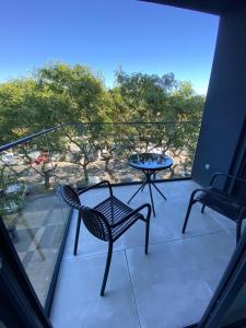 New 1-Bedroom Apartment with Pool Near the Beach