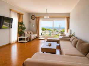 Luxurious Palace Marina Alimos