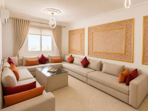 Pro Club Appartements - 2&3BR - Wifi - 2min Beach Away