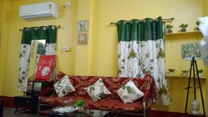 Nest & Nook Homestay