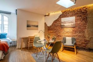 HOM I Wifi AirAcond Studio Cultura Vida Lastarria