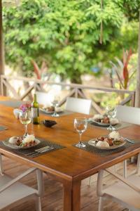 Anigua Pacific Lodge By Afloat