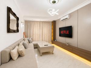 Beach & Cornich View Radi Appart - Piscine & Wifi & Parking
