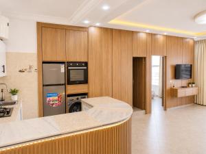 Beach & Cornich View Radi Appart - Piscine & Wifi & Parking