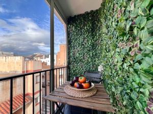 Cool, Modern and Snug 3BR Apartment Peachy Stays