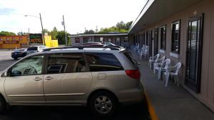 Maples Motel