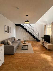 Stylish Apt Right in the City Center