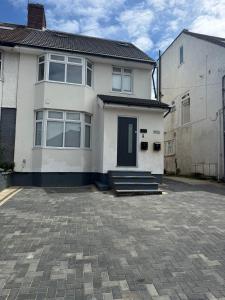 Luxury Budget Flat in Middlesex