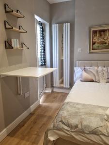 Luxury Budget Flat in Middlesex