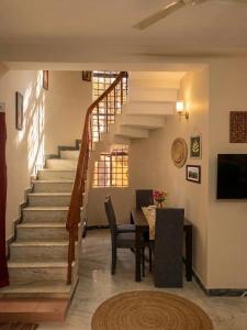 Cozy 3 bedroom Individual Home Away from Home