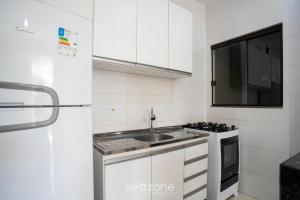 Apto em Cond. c Piscina Ponta das Canas GVM0315