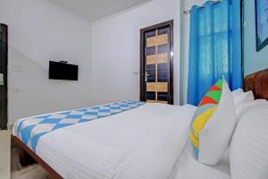 OYO Townhouse Saket Residency 1 Delhi