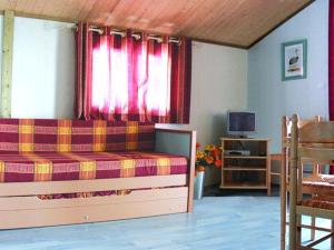 Chalets avec animaux, entre Vallée de la Sioule et Combraille - FR-1-489-314