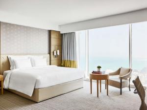 Pullman Doha West Bay