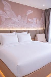 Y Hotel Phan Đình Phùng