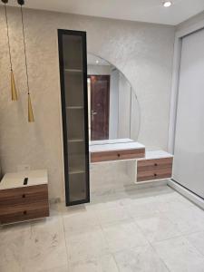 Amira Luxe