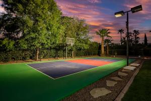 Scottsdale Home with Pool Spa & Outdoor Fun