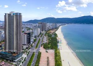 DiStay Beachfront Suites - Wyndham Soleil