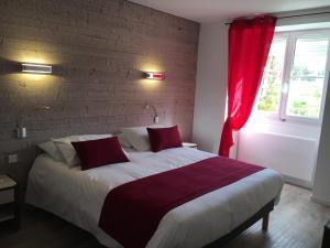 Hotels Logis Hotel 