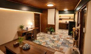 Nhà Cuội Boutique Aparthotel Private Rooms 1BR 2BR Apartments