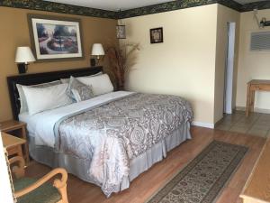 Columbine Motel, Motels - Grand Junction