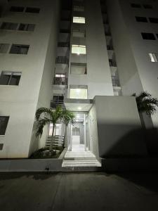 SEVEN SUITES - Conjunto Residencial Entrelagos