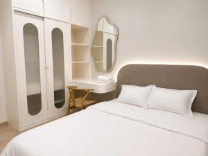 T&T Stay MCP E 2BR 2WC Sunset BR, Free Gym, Pool
