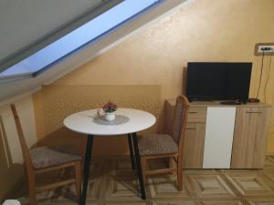 Small cute single room A2 in Pancevo