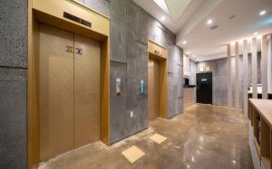 Busan Haeundae Cliff Bay Hotel