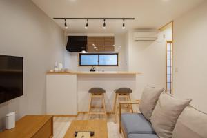 New! Japanese-Style Private House 浪花町 天満駅徒歩3分 心斎橋直通 くつろぎテラス付き 最大6名