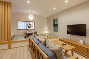 New! Japanese-Style Private House 浪花町 天満駅徒歩3分 心斎橋直通 くつろぎテラス付き 最大6名